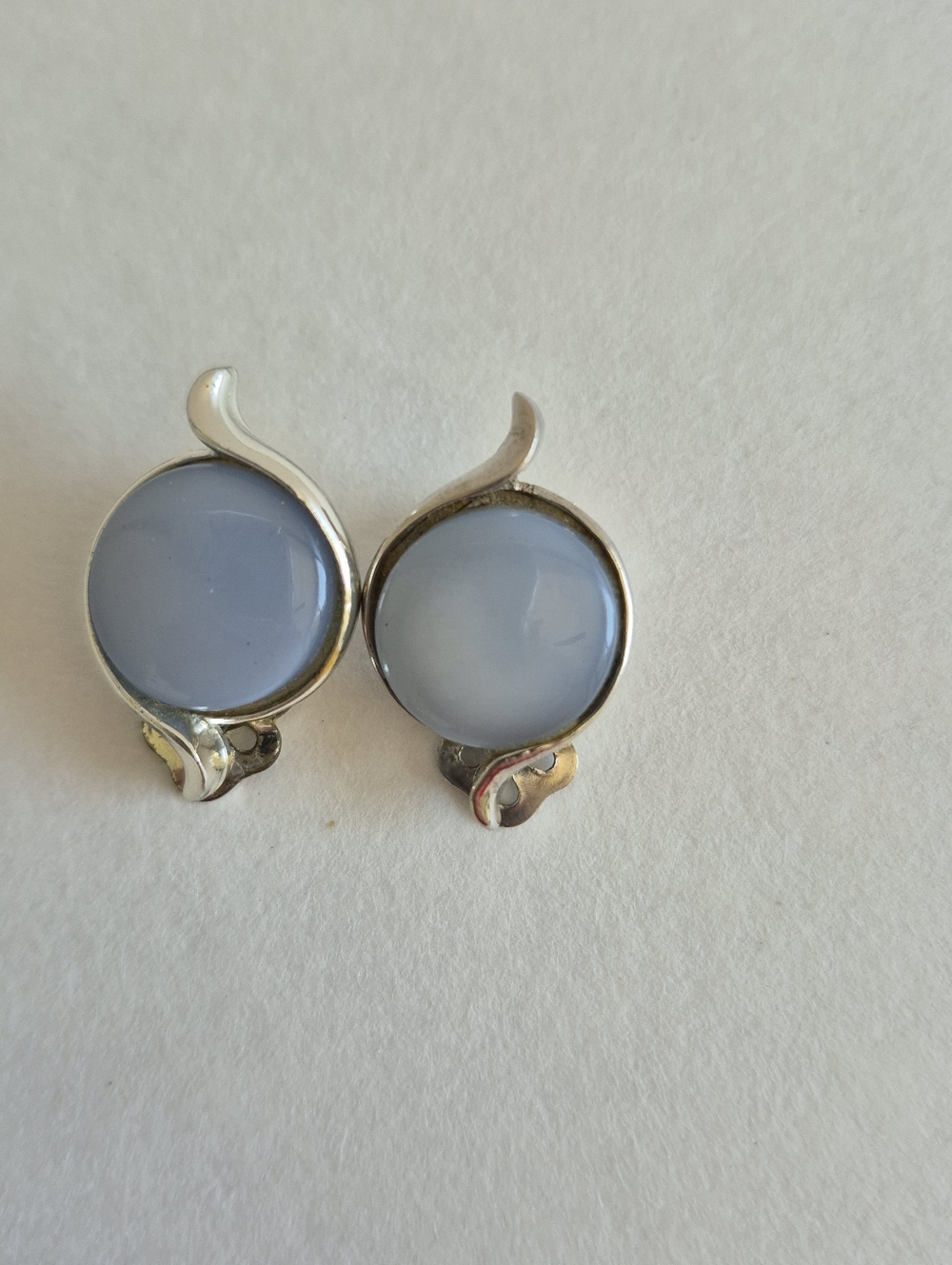 Silver Tone Clip On Earrings. Polished Light Blue Stone Vintage